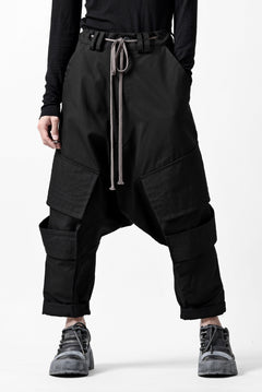 画像をギャラリービューアに読み込む, A.F ARTEFACT D-CLOTCH BIG CARGO CROPPED PANTS (BLACK)
