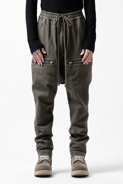 画像をギャラリービューアに読み込む, A.F ARTEFACT ZIPPER SARROUEL LONG PANTS / COTTON TWILL (KHAKI)