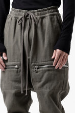 画像をギャラリービューアに読み込む, A.F ARTEFACT ZIPPER SARROUEL LONG PANTS / COTTON TWILL (KHAKI)