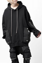Load image into Gallery viewer, A.F ARTEFACT COMBI HOODIE PULLOVER PARKA / COTTON SWEAT (BLACK)