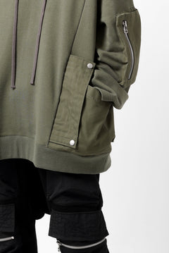 Load image into Gallery viewer, A.F ARTEFACT COMBI HOODIE PULLOVER PARKA / COTTON SWEAT (KHAKI)