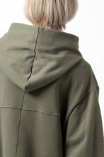 Load image into Gallery viewer, A.F ARTEFACT COMBI HOODIE PULLOVER PARKA / COTTON SWEAT (KHAKI)