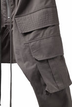 画像をギャラリービューアに読み込む, A.F ARTEFACT FRONT ZIP CARGO SARROUEL EASY PANTS (GREY)