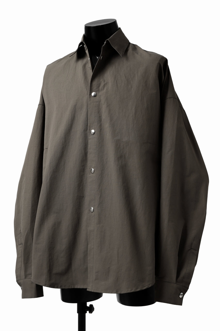 画像をギャラリービューアに読み込む, A.F ARTEFACT SNAPPED COCOON SHIRT (KHAKI)