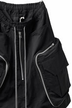 画像をギャラリービューアに読み込む, A.F ARTEFACT RADICAL-ZIP MILITARY SARROUEL SHORTS (BLACK)
