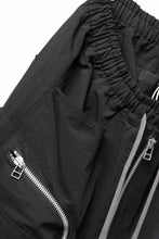 画像をギャラリービューアに読み込む, A.F ARTEFACT RADICAL-ZIP MILITARY SARROUEL SHORTS (BLACK)