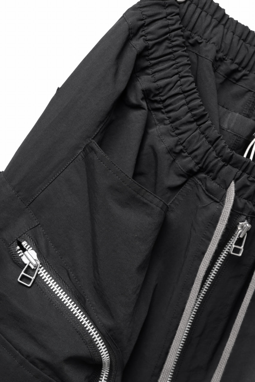 画像をギャラリービューアに読み込む, A.F ARTEFACT RADICAL-ZIP MILITARY SARROUEL SHORTS (BLACK)
