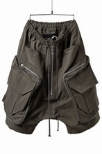 画像をギャラリービューアに読み込む, A.F ARTEFACT RADICAL-ZIP MILITARY SARROUEL SHORTS (KHAKI)