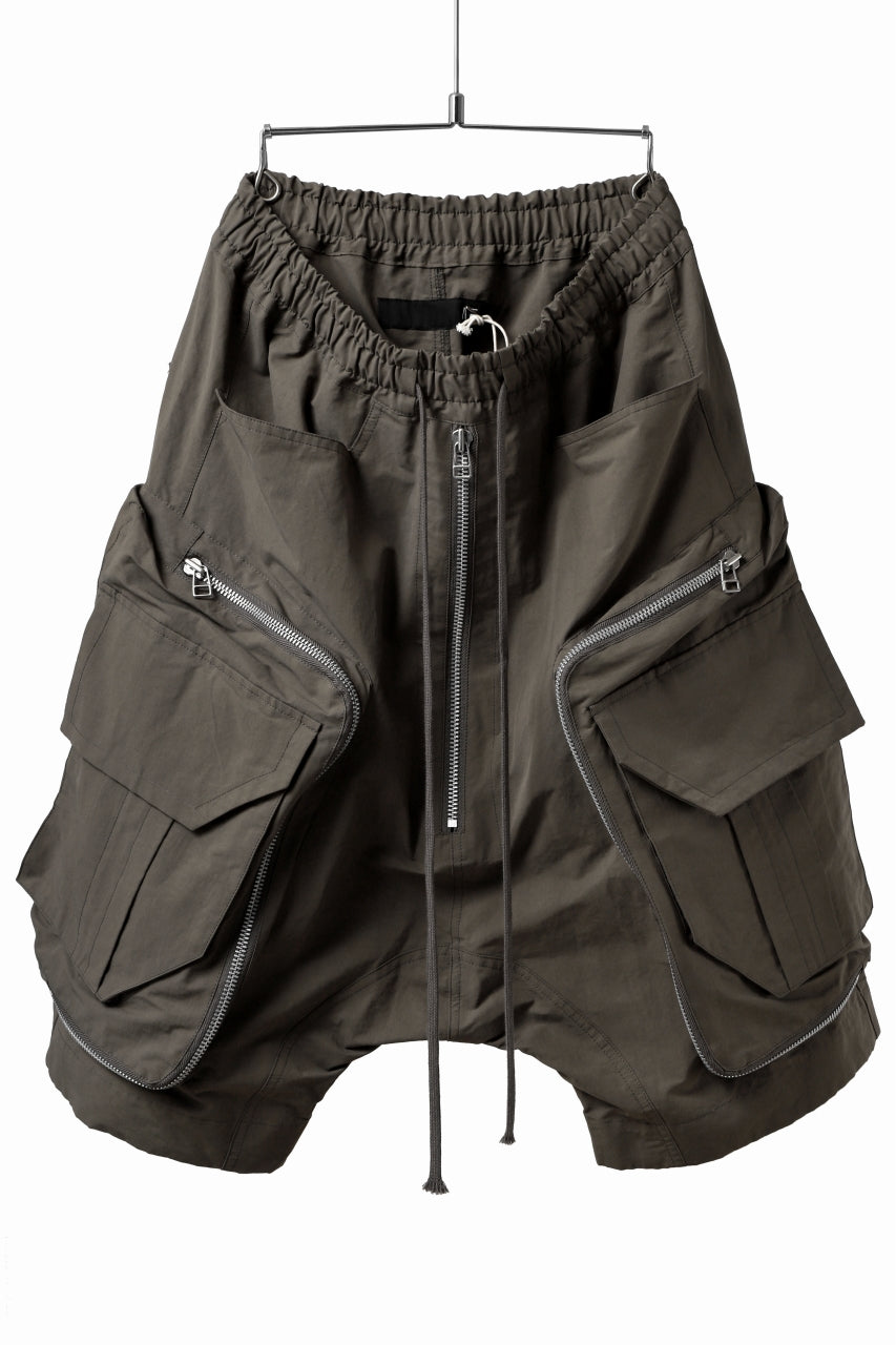 画像をギャラリービューアに読み込む, A.F ARTEFACT RADICAL-ZIP MILITARY SARROUEL SHORTS (KHAKI)