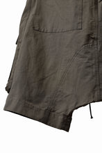 画像をギャラリービューアに読み込む, A.F ARTEFACT RADICAL-ZIP MILITARY SARROUEL SHORTS (KHAKI)