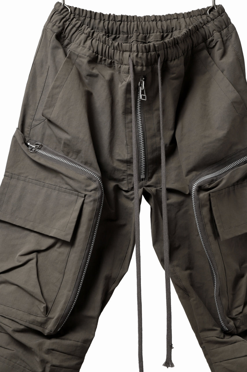 画像をギャラリービューアに読み込む, A.F ARTEFACT RADICAL-ZIP FIELD PANTS (KHAKI)