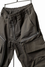 画像をギャラリービューアに読み込む, A.F ARTEFACT RADICAL-ZIP FIELD PANTS (KHAKI)