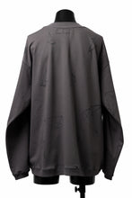 画像をギャラリービューアに読み込む, A.F ARTEFACT PYRA PATTERN PRINT CREW NECK TOPS (GREY)
