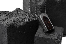 画像をギャラリービューアに読み込む, GASPARD HEX Quartz Inclusion Pendant XL with Black Diamond