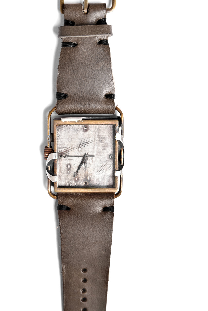 画像をギャラリービューアに読み込む, TACET x ESDE - Pyramid watch in brass with Black Diamond (Automatic)