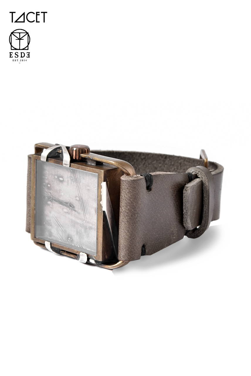 画像をギャラリービューアに読み込む, TACET x ESDE - Pyramid watch in brass with Black Diamond (Automatic)