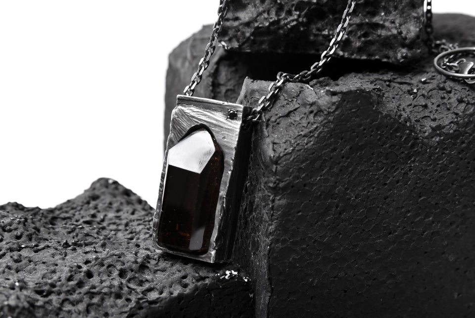 画像をギャラリービューアに読み込む, GASPARD HEX Quartz Inclusion Pendant XL with Black Diamond