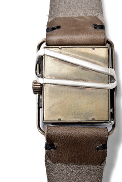 画像をギャラリービューアに読み込む, TACET x ESDE - Pyramid watch in brass with Black Diamond (Automatic)