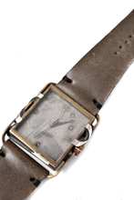画像をギャラリービューアに読み込む, TACET x ESDE - Pyramid watch in brass with Black Diamond (Automatic)