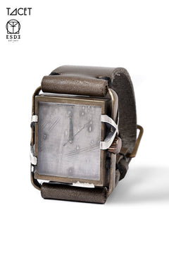 画像をギャラリービューアに読み込む, TACET x ESDE - Pyramid watch in brass with Black Diamond (Automatic)