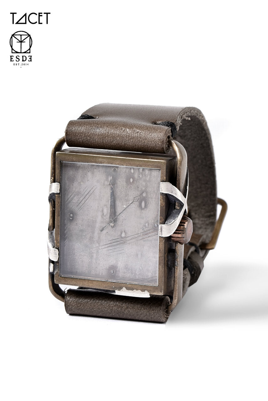 画像をギャラリービューアに読み込む, TACET x ESDE - Pyramid watch in brass with Black Diamond (Automatic)