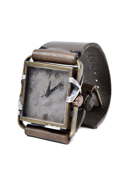 画像をギャラリービューアに読み込む, TACET x ESDE - Pyramid watch in brass with Black Diamond (Automatic)
