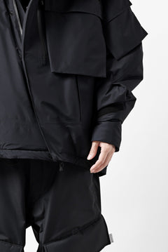 画像をギャラリービューアに読み込む, D-VEC x ALMOSTBLACK HOODED JACKET / GORE-TEX PRODUCT 2L PRIMALOFT SHELL (BLACK)