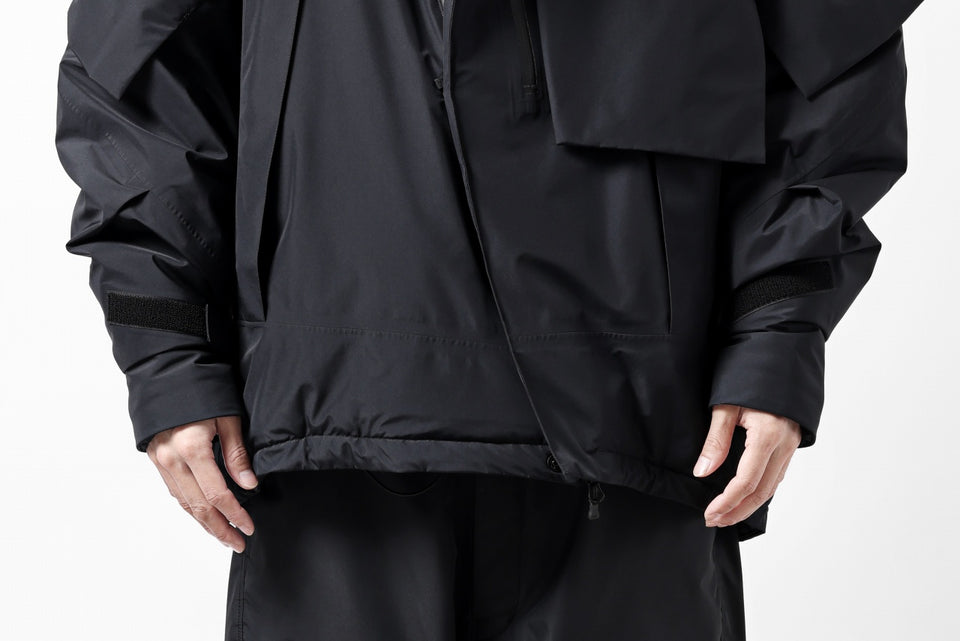 画像をギャラリービューアに読み込む, D-VEC x ALMOSTBLACK HOODED JACKET / GORE-TEX PRODUCT 2L PRIMALOFT SHELL (BLACK)