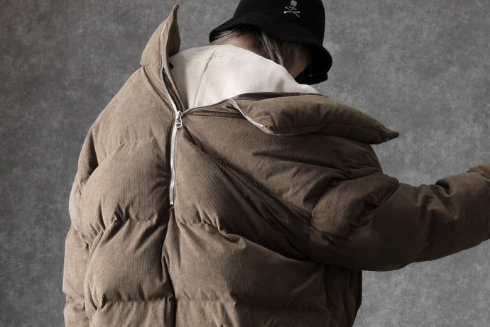 STYLING | DOWN JACKET and BAGGY PANTS - A.F ARTEFACT.