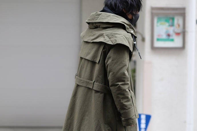 STYLING (AW20) - DEFORMATER MODS COAT+HOODIE SHIRT.