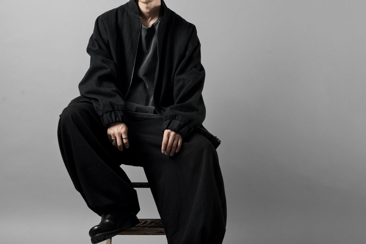 LAUNCHED | 素材の躍動を楽しむジャケット、トラウザー - Kujaku