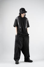 画像をギャラリービューアに読み込む, mastermind JAPAN BANDANA SS TEE / REGULAR FIT (BLACK x BLACK)