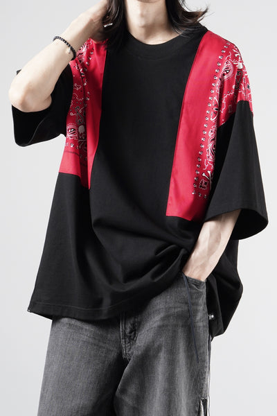 mastermind JAPAN BANDANA SS TEE / BOXY FIT (BLACK x RED)