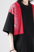 画像をギャラリービューアに読み込む, mastermind JAPAN BANDANA SS TEE / BOXY FIT (BLACK x RED)