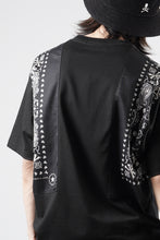 画像をギャラリービューアに読み込む, mastermind JAPAN BANDANA SS TEE / REGULAR FIT (BLACK x BLACK)