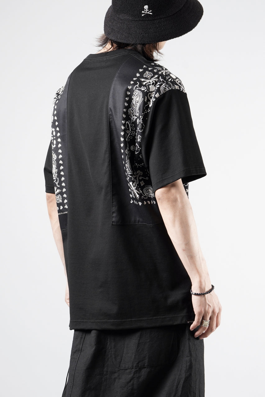 画像をギャラリービューアに読み込む, mastermind JAPAN BANDANA SS TEE / REGULAR FIT (BLACK x BLACK)