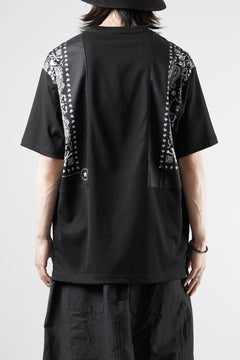 画像をギャラリービューアに読み込む, mastermind JAPAN BANDANA SS TEE / REGULAR FIT (BLACK x BLACK)