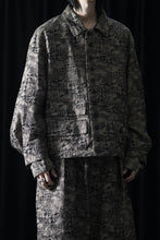 画像をギャラリービューアに読み込む, KLASICA "IRWELL" CURVED ARM BUTTON BLOUSON / BACK JACQUARD HOUND TOOTH CAMO (FOREST)