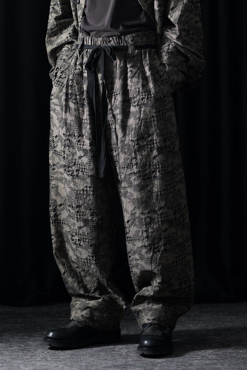 画像をギャラリービューアに読み込む, KLASICA "OVUM" EGG SHAPE EASY TROUSERS / BACK JACQUARD HOUND TOOTH CAMO (FOREST)