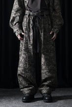 画像をギャラリービューアに読み込む, KLASICA "OVUM" EGG SHAPE EASY TROUSERS / BACK JACQUARD HOUND TOOTH CAMO (FOREST)