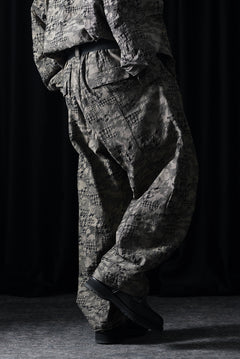 画像をギャラリービューアに読み込む, KLASICA "OVUM" EGG SHAPE EASY TROUSERS / BACK JACQUARD HOUND TOOTH CAMO (FOREST)