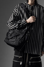 画像をギャラリービューアに読み込む, F/CE. TEXTURED TWILL 2 WAY SHOULDER TOTE (BLACK)