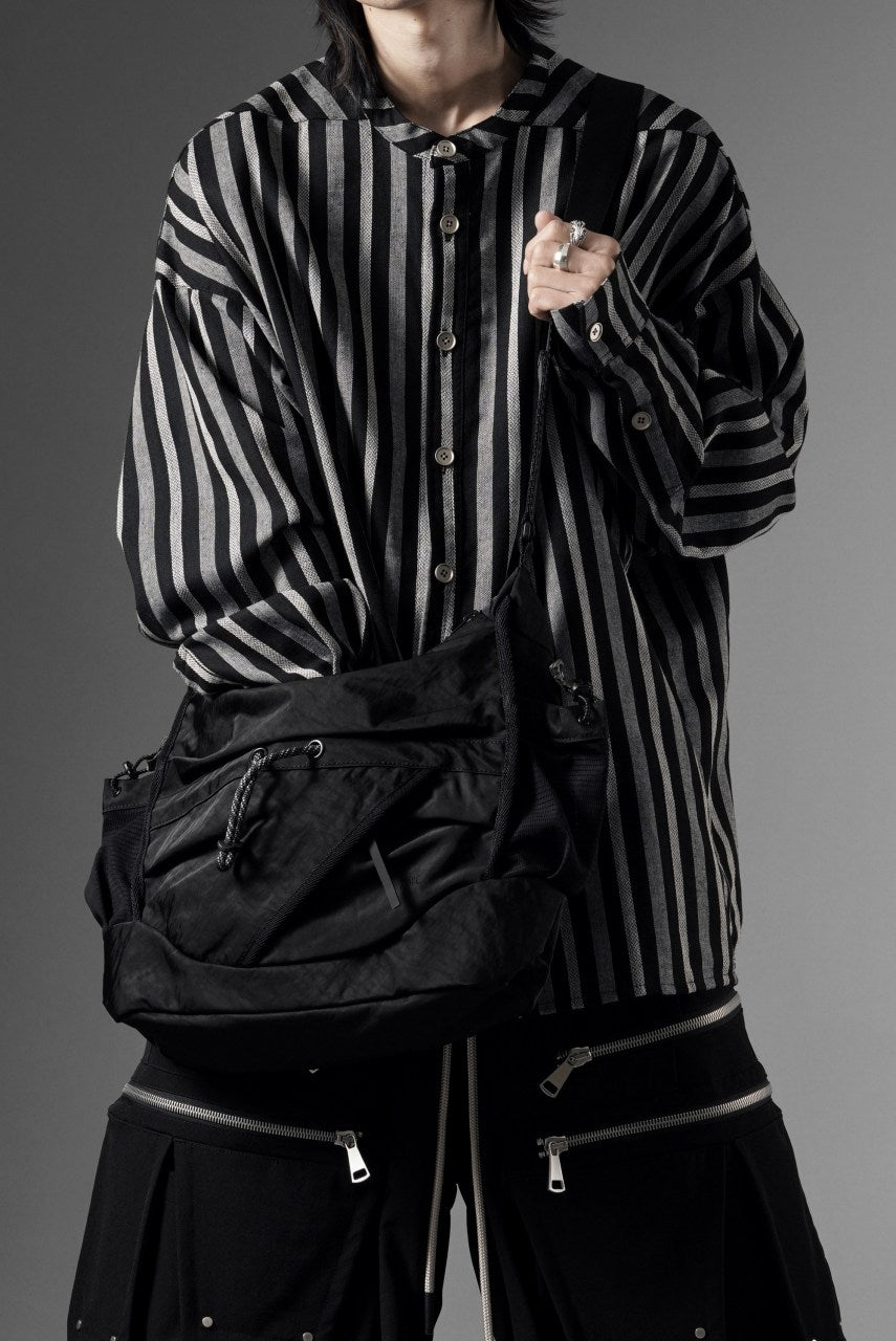 画像をギャラリービューアに読み込む, F/CE. TEXTURED TWILL 2 WAY SHOULDER TOTE (BLACK)