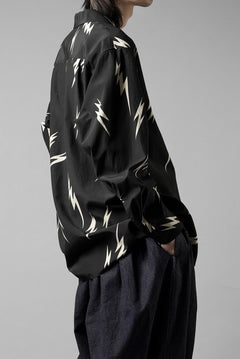 Load image into Gallery viewer, Y's for men x MASSES TE PATTERN DISCHARGE PRINT L/S SHIRT (BLACK)