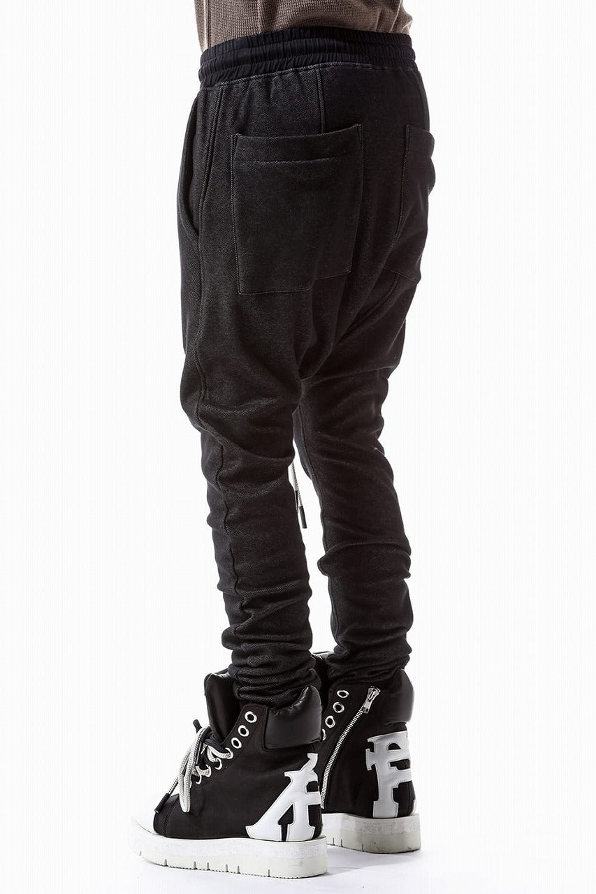 A.F ARTEFACT BOMBER HEAT SAROUEL SKINNY PANTS (BLACK)