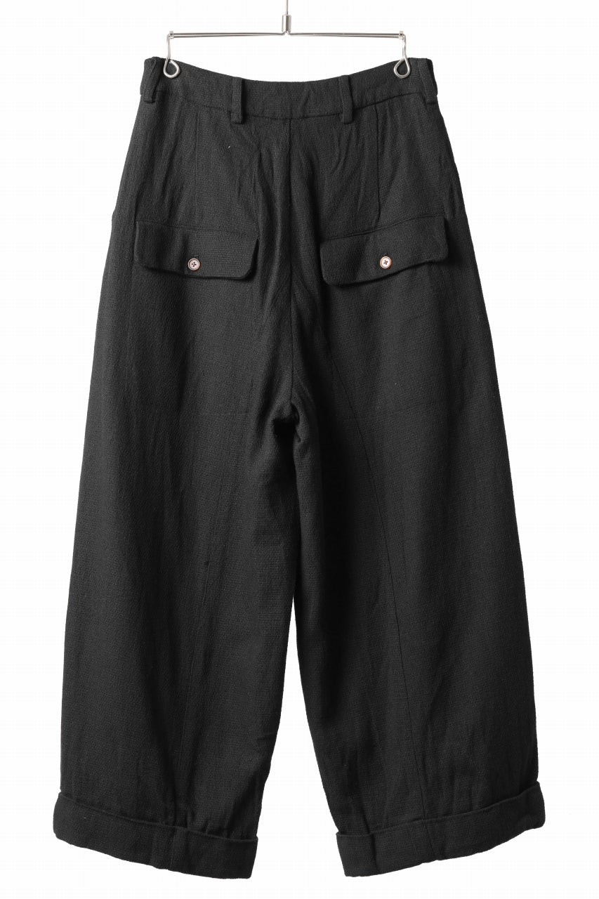 Load image into Gallery viewer, Aleksandr Manamis Wide Tapered Ankle Pant / Mesh Linen (BLACK)
