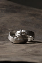 Load image into Gallery viewer, m.a+ triple silver ring w/stitched cross / AG318 AG (SILVER)