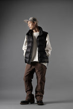 画像をギャラリービューアに読み込む, Ten c ASO DOWN VEST / PIECE DYED RIPSTOP 10 DEN + OJJ 11oz (BLACK)