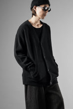 画像をギャラリービューアに読み込む, Ten c CARDIGAN / BRUSHED STRETCH WOOL (NERO)