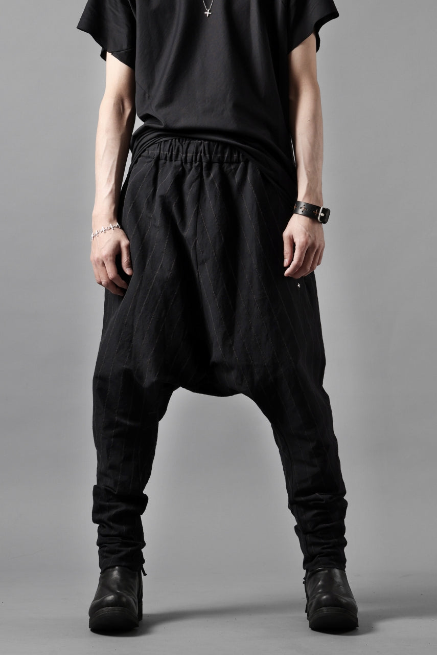 Load image into Gallery viewer, m.a+ 2 vertical pocket elastic waist sarrouel / PU521 LCST(BLACK STRIPE)